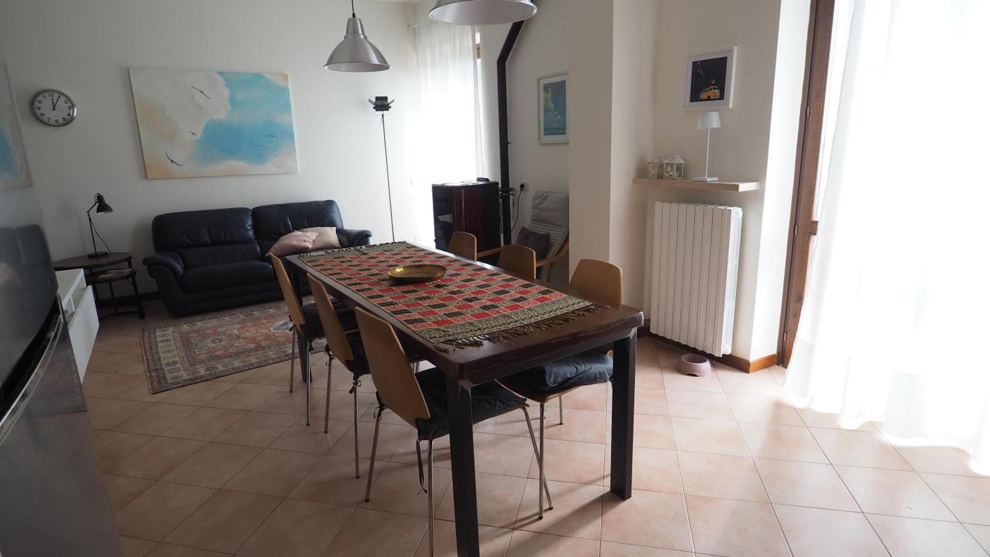 Апартаменти Casa Il Volo Сан-Дзено-ді-Монтанья Екстер'єр фото